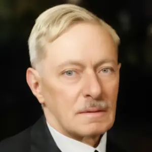 Эдвард Фредерик Бенсон Эдвард Фредерик Бенсон